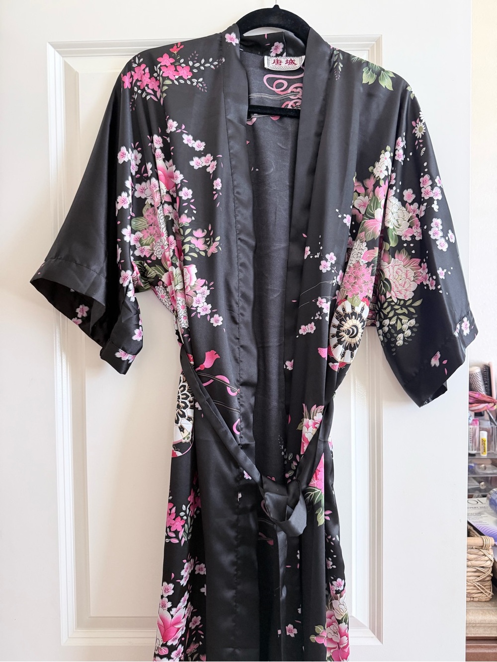 Silk-Feel Floral Kimono Robe - Black with Pink Blossoms